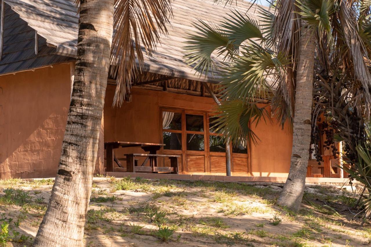 Morrumbene Beach Resort Exterior photo