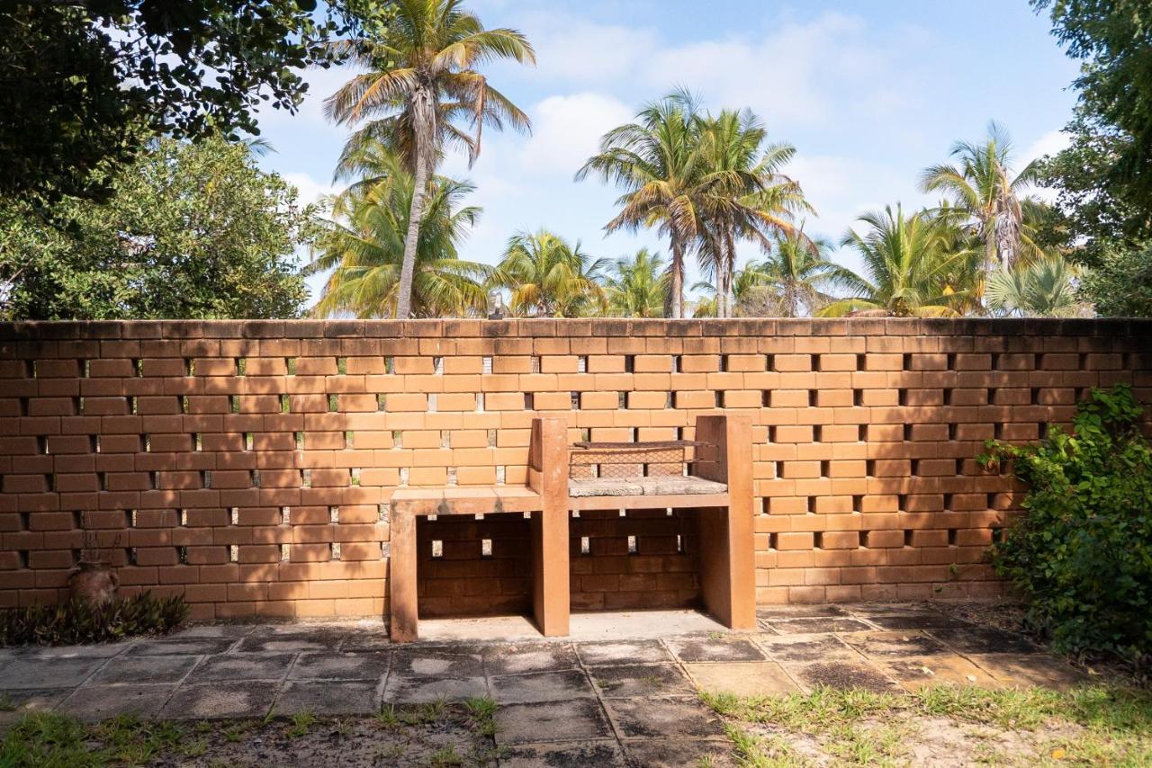 Morrumbene Beach Resort Exterior photo